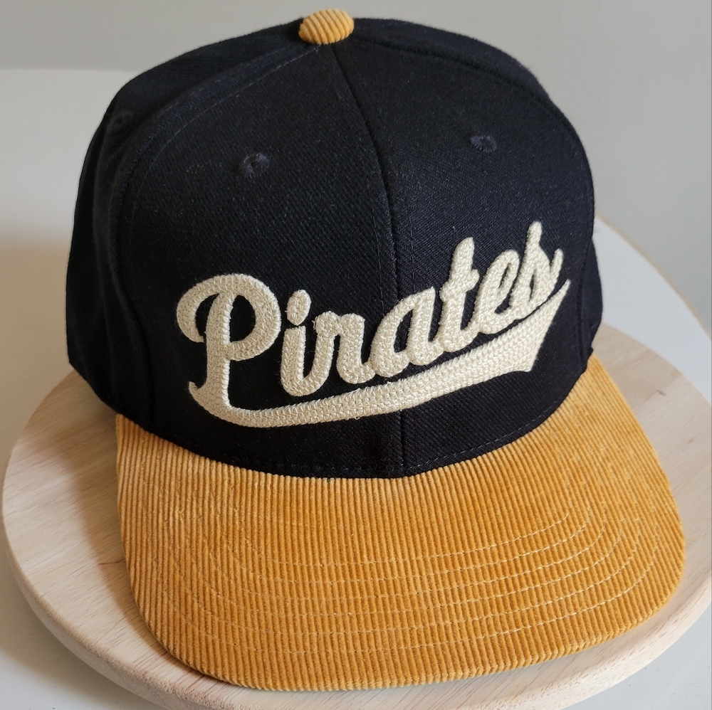 American Needle - Pittsburgh Pirates Snapback Hat